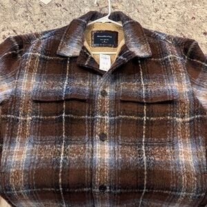 Abercrombie & Fitch Brown and Blue Plaid Wool-Blend Shacket